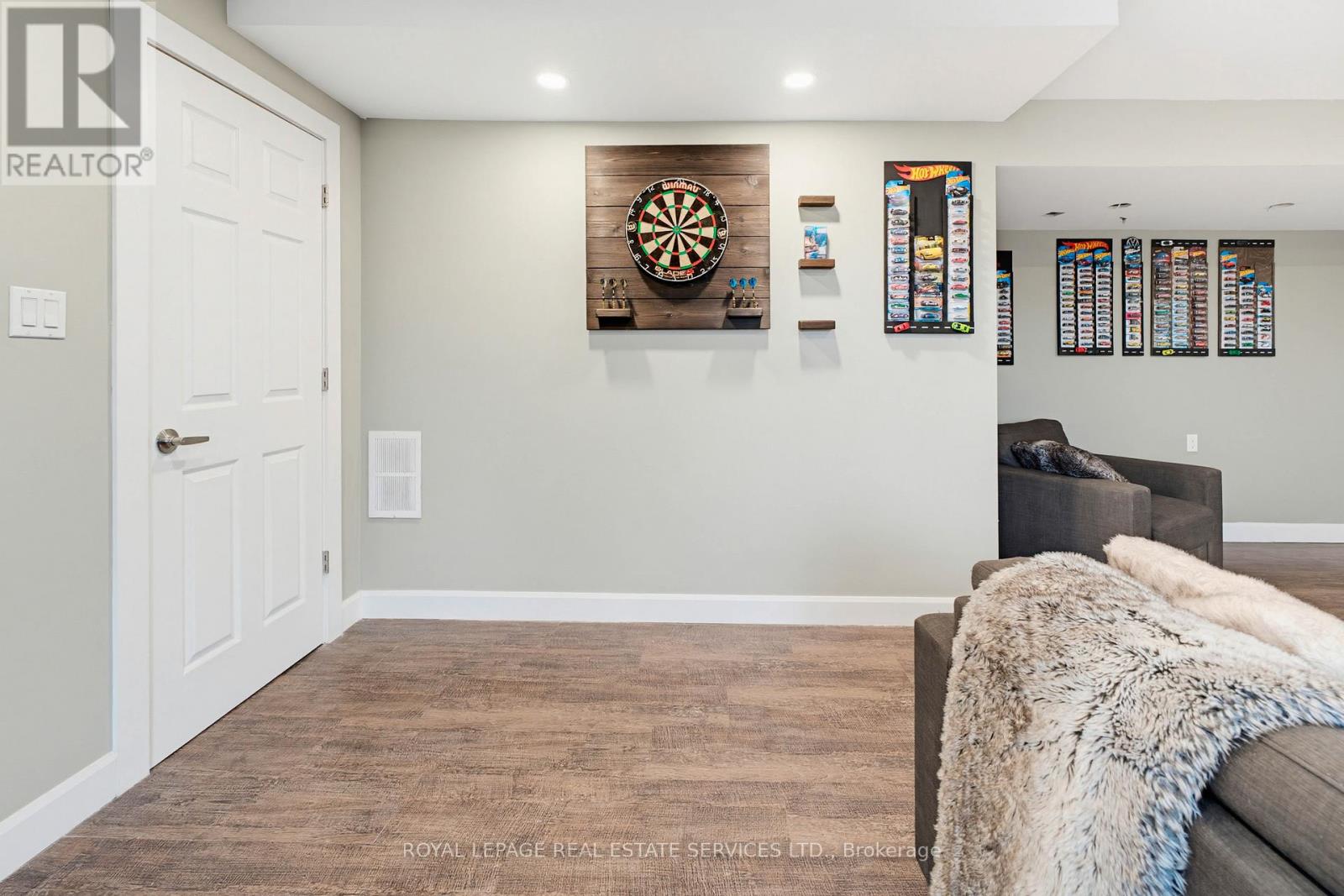 18 Cherry Street, Halton Hills (Georgetown), Ontario  L7G 3J8 - Photo 46 - W12933612