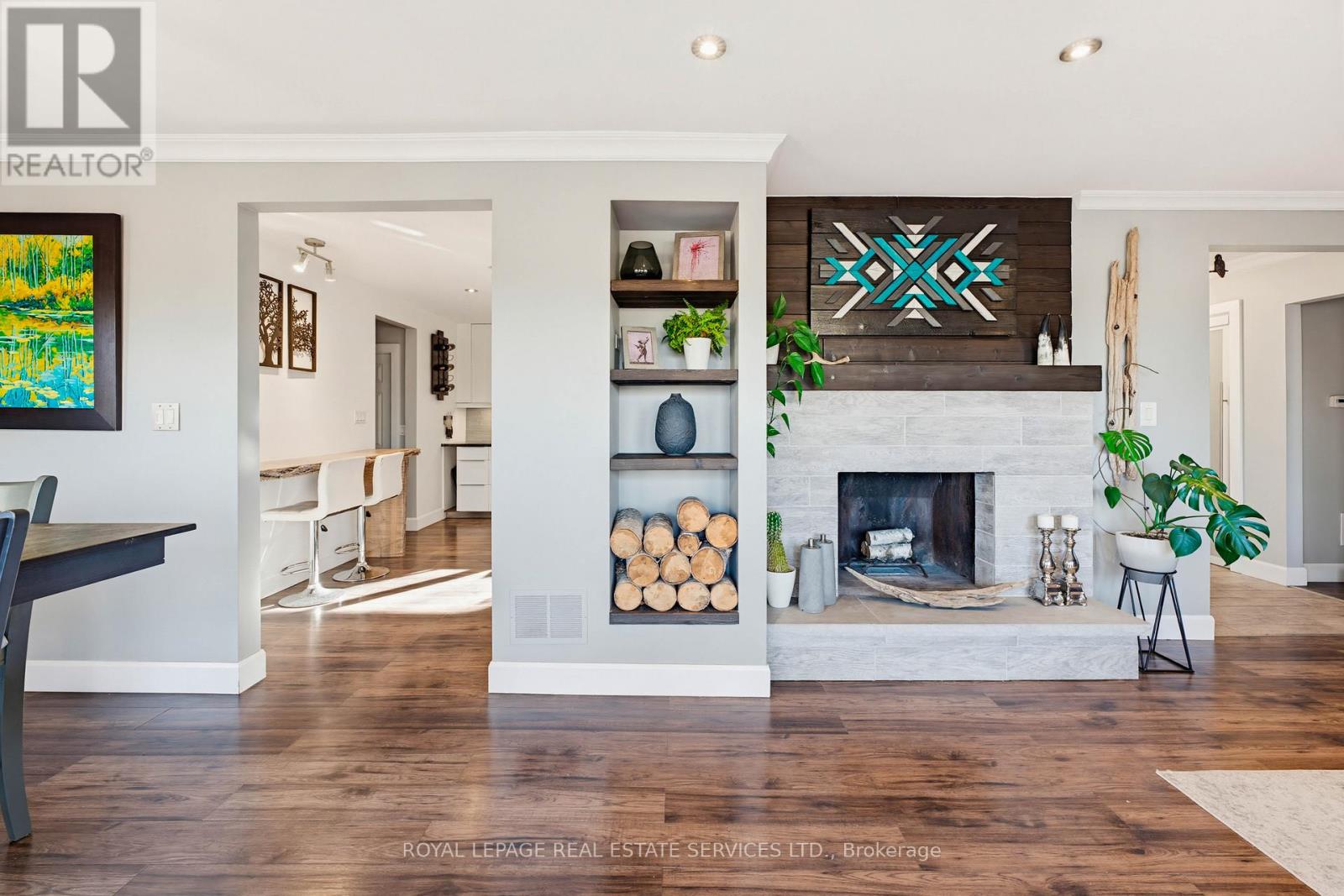 18 Cherry Street, Halton Hills (Georgetown), Ontario  L7G 3J8 - Photo 8 - W12933612