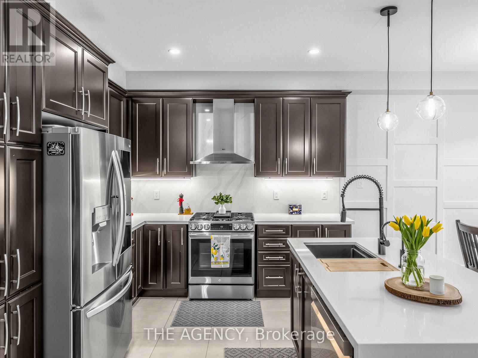 57 Morningside Drive, Halton Hills (Georgetown), Ontario  L7G 0H6 - Photo 13 - W12934196