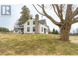 <div class="price">$3,495,000</div> 13403 Second Line, Milton<br><div style="margin-bottom:8px;"><small>Royal LePage Real Estate Services Ltd.</small></div><div class='bed_bath'>4 Bed | 3 Bath</div>