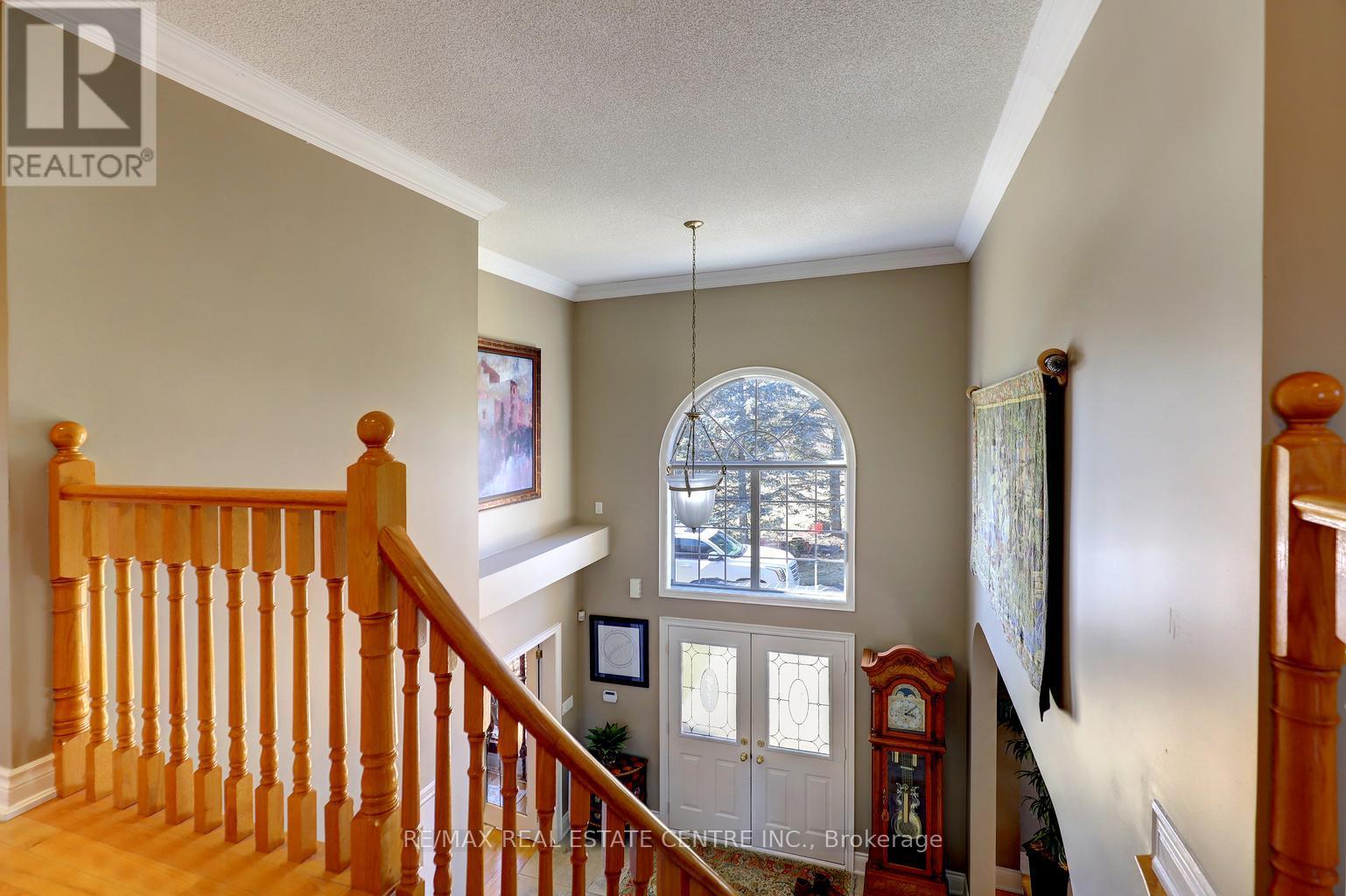 8 Deer Run Crescent, Halton Hills (Es Rural Esquesing), Ontario  L7J 2L7 - Photo 25 - W12936628