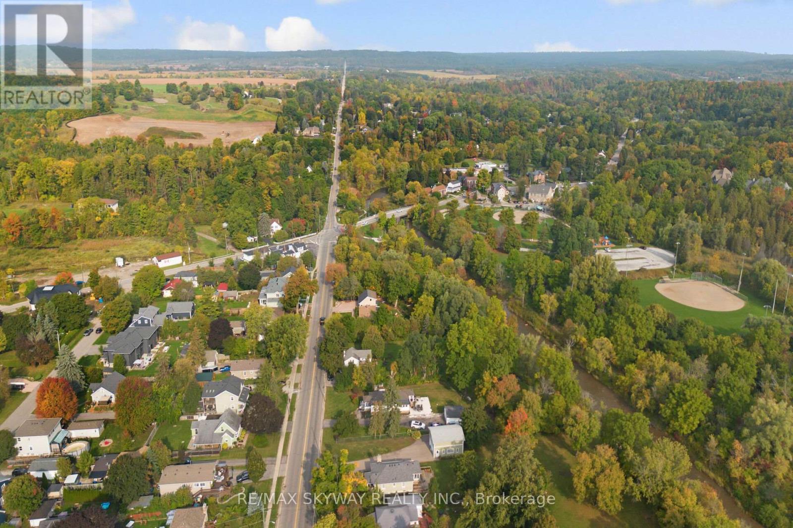 45 Confederation Street, Halton Hills (Glen Williams), Ontario  L7G 3R4 - Photo 24 - W12936932