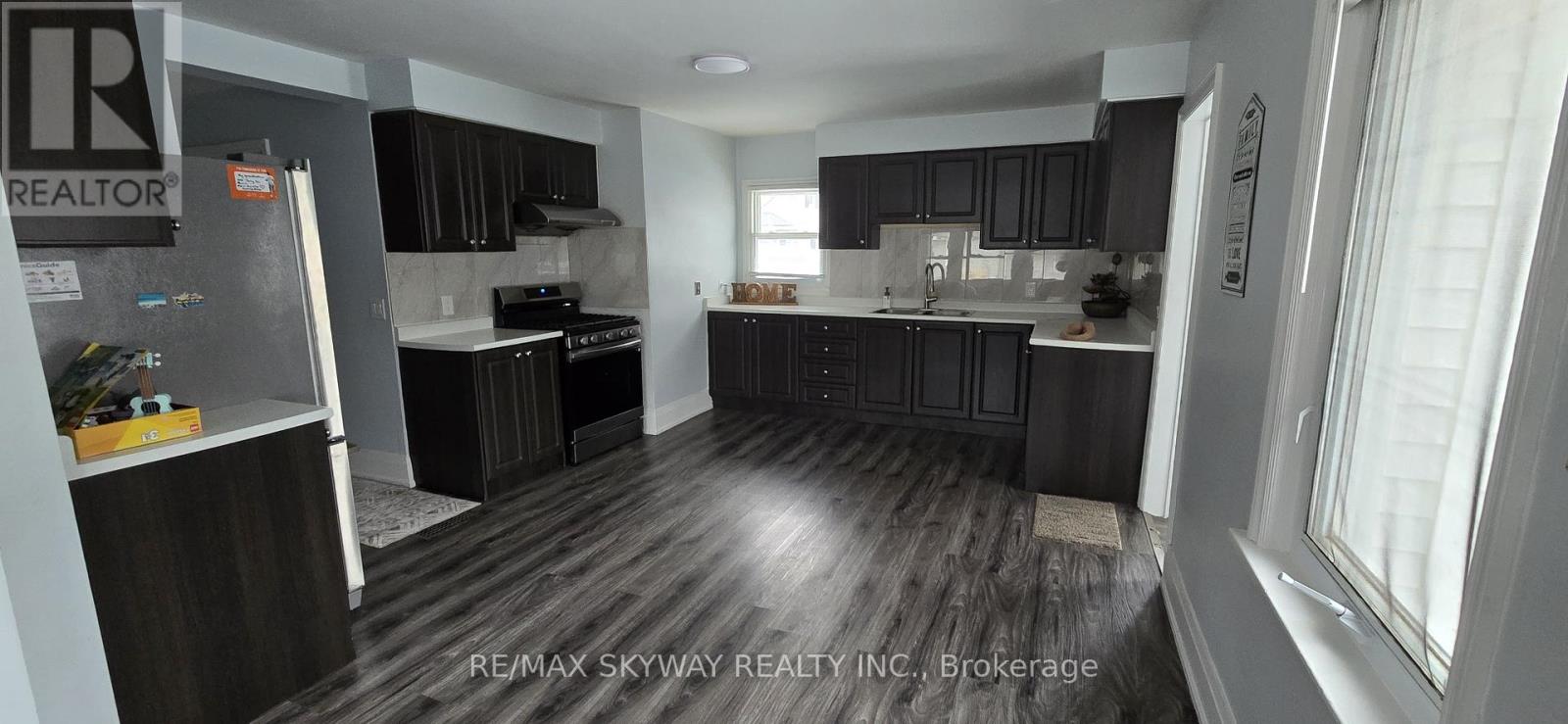 45 Confederation Street, Halton Hills (Glen Williams), Ontario  L7G 3R4 - Photo 35 - W12936932