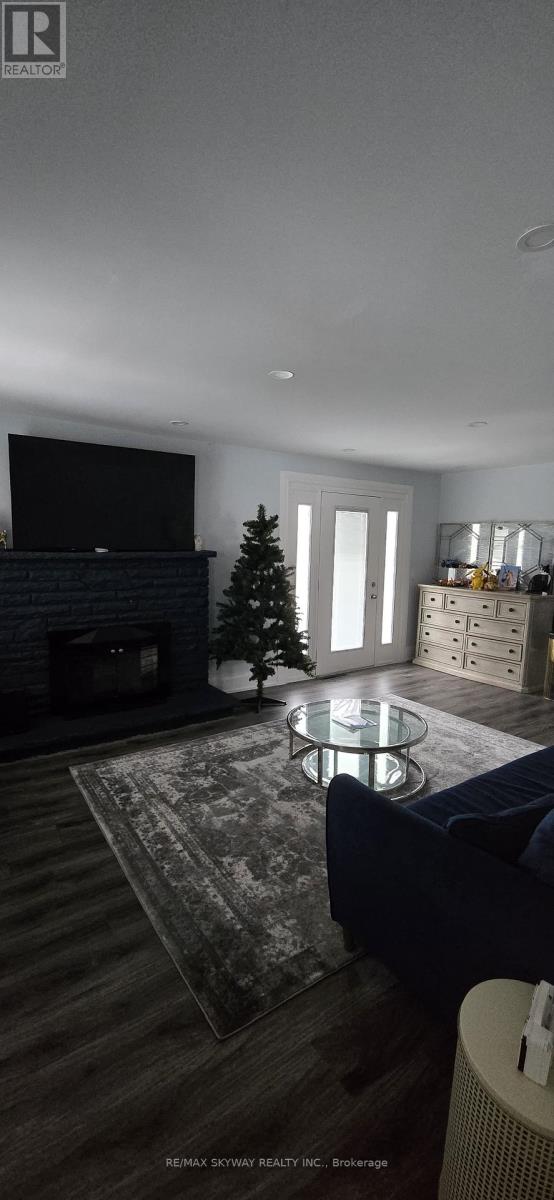 45 Confederation Street, Halton Hills (Glen Williams), Ontario  L7G 3R4 - Photo 40 - W12936932