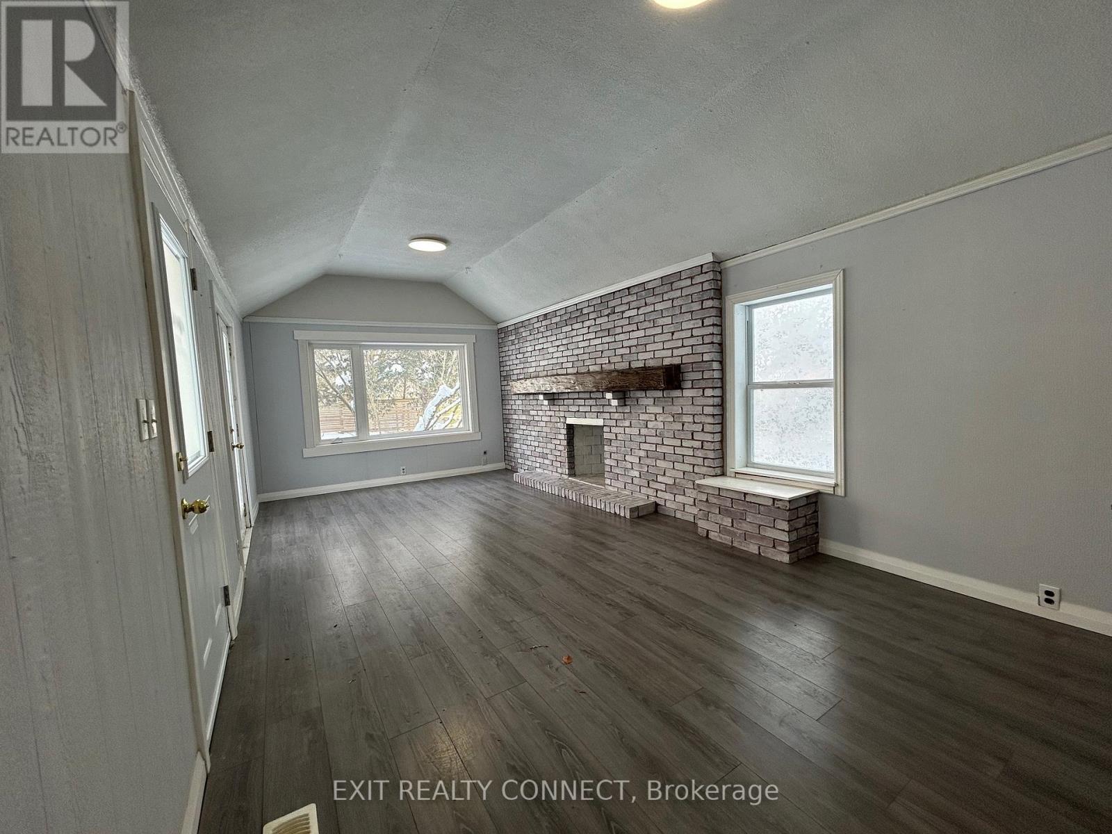 1 - 87 Main Street N, Milton (Campbellville), Ontario  L0P 1B0 - Photo 12 - W12937074