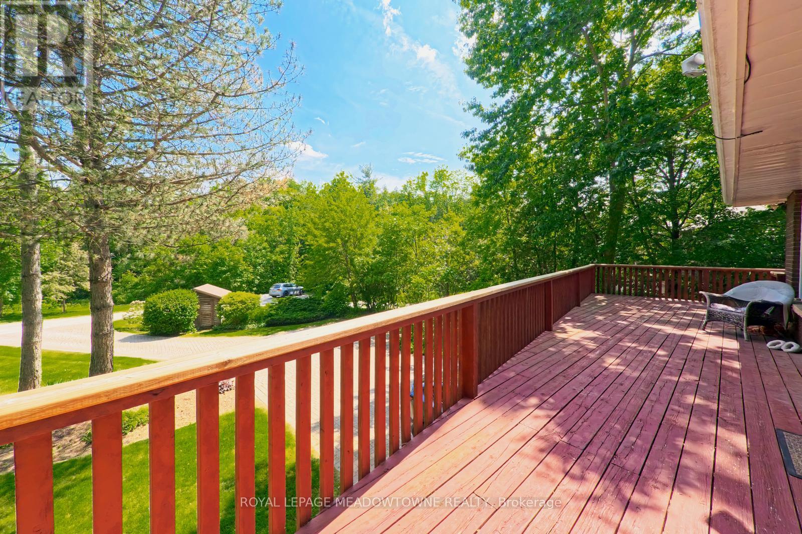 4 Ann Street, Halton Hills (Georgetown), Ontario  L7G 2V2 - Photo 36 - W12938610