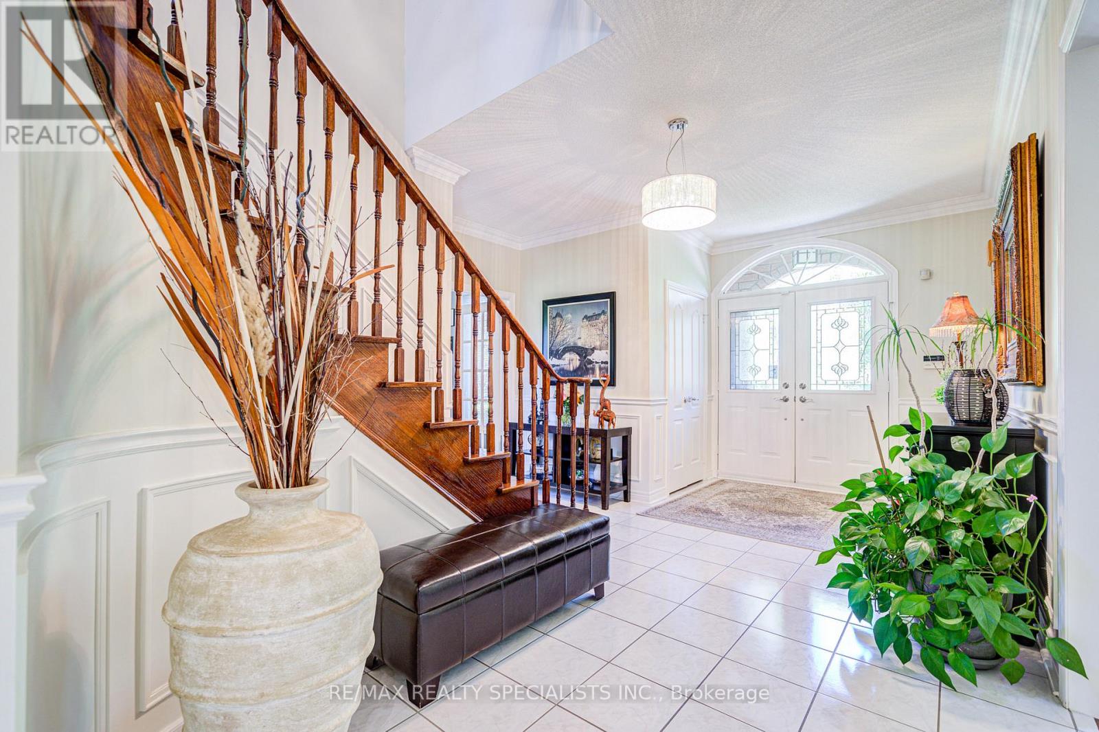11 Bridlewood Boulevard, Halton Hills (Rural Halton Hills), Ontario  L0P 1H0 - Photo 14 - W12939078