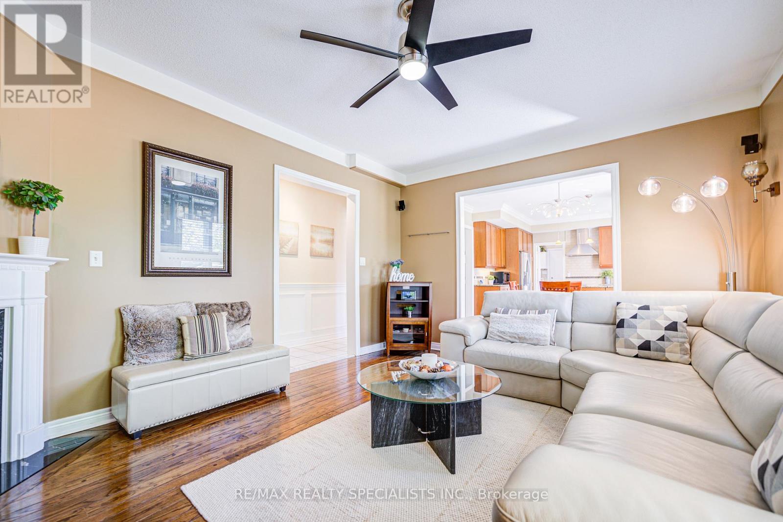 11 Bridlewood Boulevard, Halton Hills (Rural Halton Hills), Ontario  L0P 1H0 - Photo 20 - W12939078