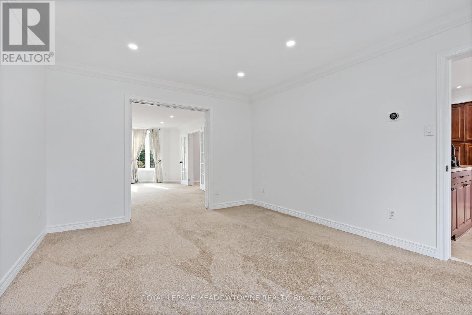 29 Hamilton Crescent, Halton Hills (Georgetown), Ontario  L7G 5K9 - Photo 17 - W12940074