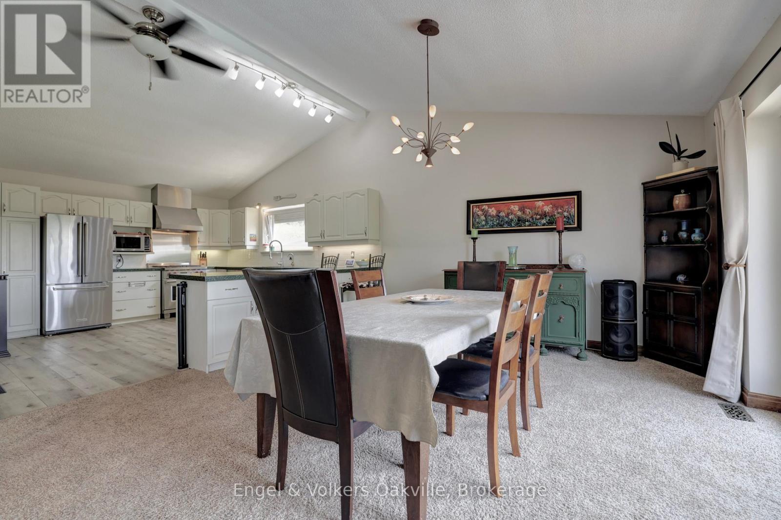 330 Mountsberg Road, Hamilton, Ontario  L0P 1B0 - Photo 12 - X12940192