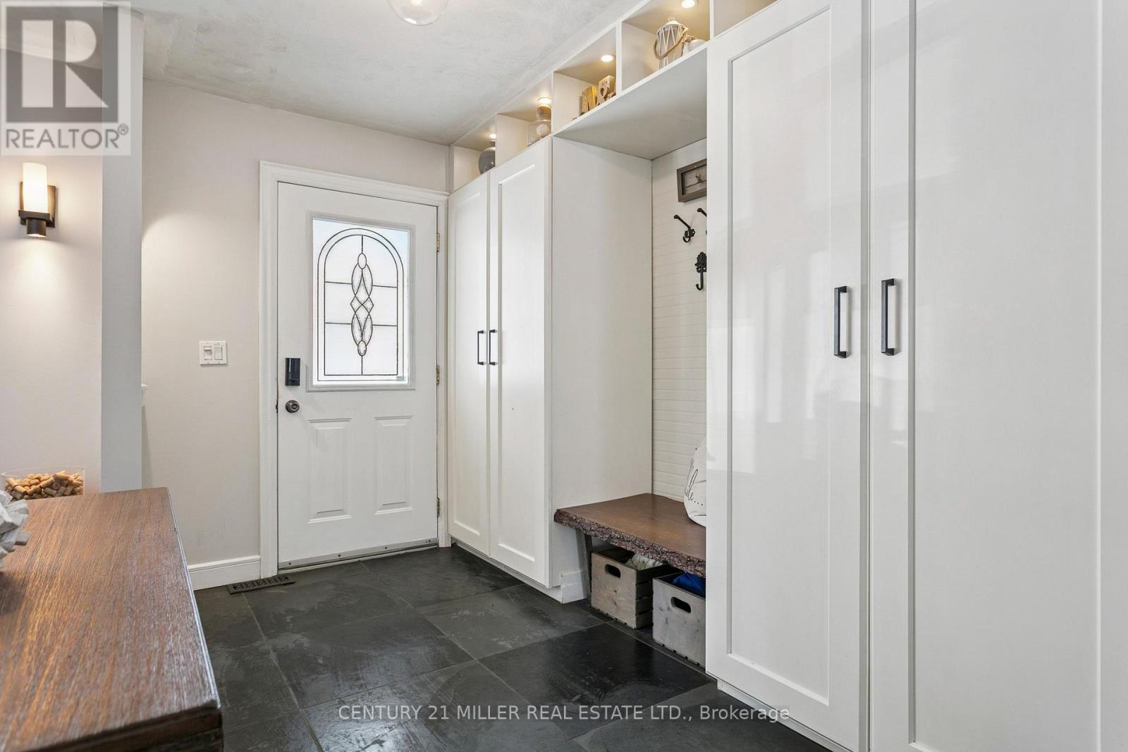 6508 17 Side Road, Halton Hills (Es Rural Esquesing), Ontario  L7J 2M1 - Photo 2 - W12941178