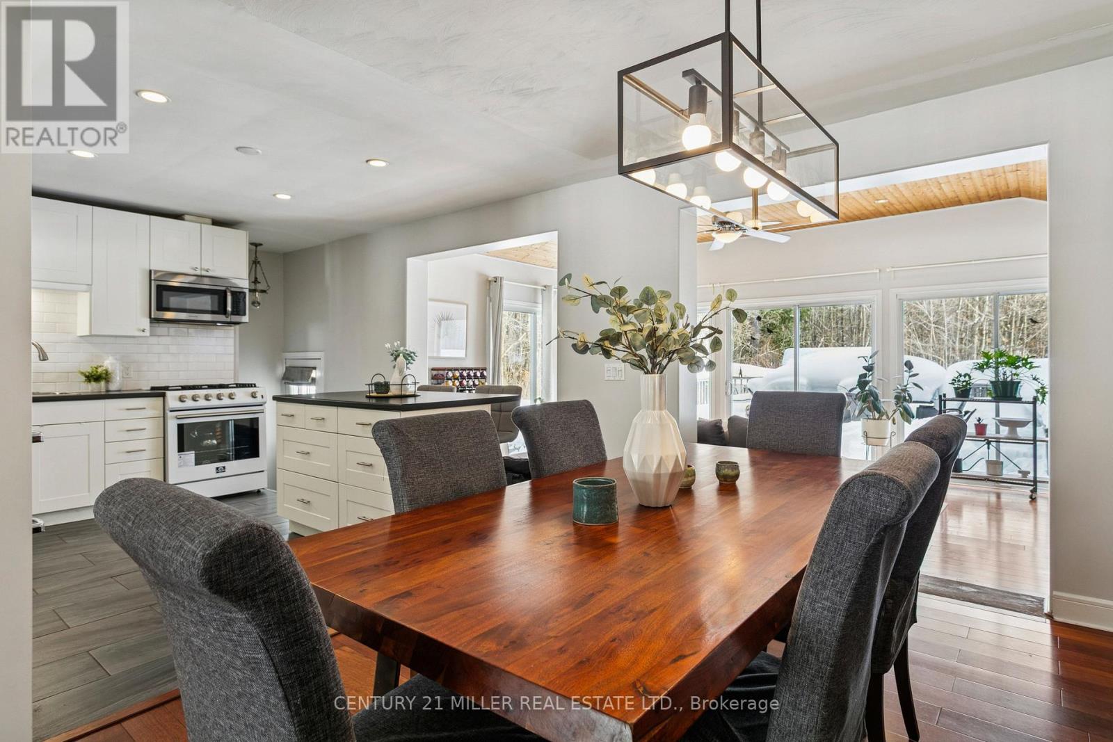 6508 17 Side Road, Halton Hills (Es Rural Esquesing), Ontario  L7J 2M1 - Photo 7 - W12941178