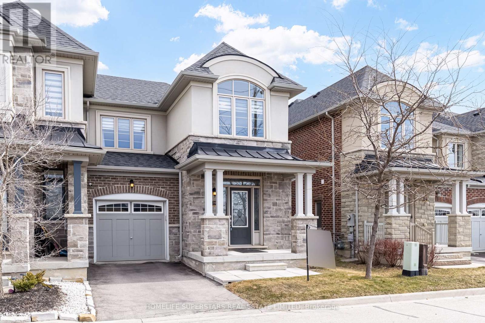 39 Rain Forest Lane, Halton Hills (Georgetown), Ontario  L7G 0L8 - Photo 2 - W12942058