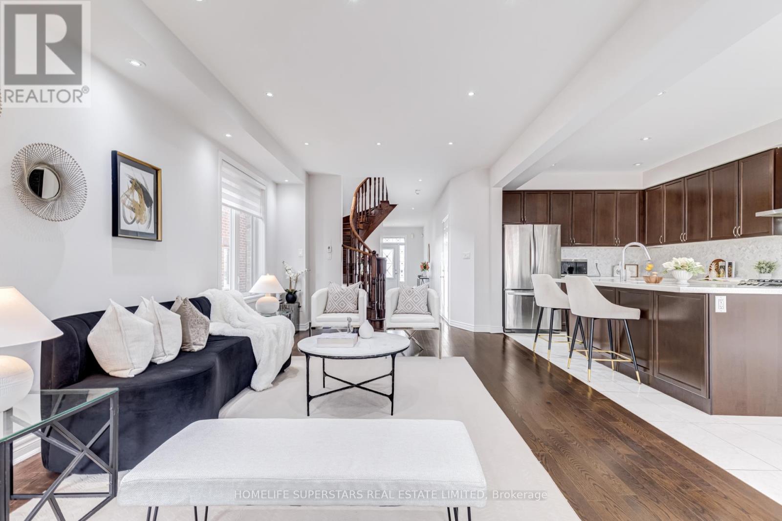 39 Rain Forest Lane, Halton Hills (Georgetown), Ontario  L7G 0L8 - Photo 9 - W12942058