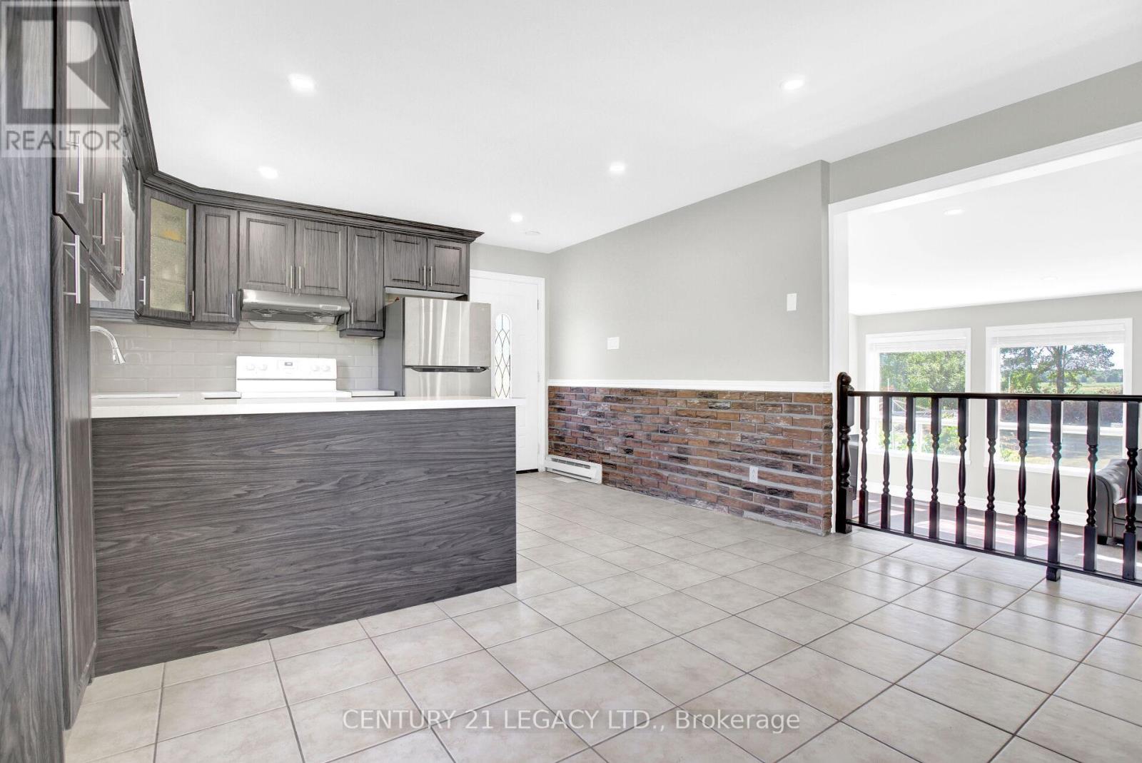 8182 Hornby Road, Halton Hills (Rural Halton Hills), Ontario  L0P 1E0 - Photo 11 - W12942370