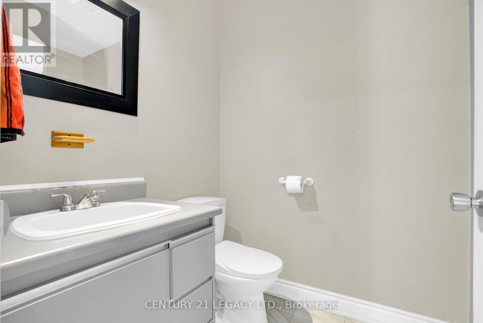 8182 Hornby Road, Halton Hills (Rural Halton Hills), Ontario  L0P 1E0 - Photo 14 - W12942370