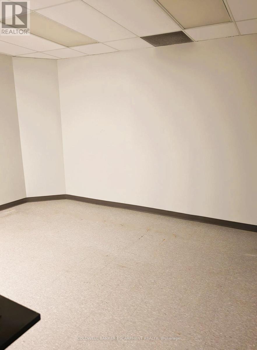 A/b - 10 Eastern Avenue, Halton Hills (Ac Acton), Ontario  L7J 0A5 - Photo 5 - W12942816