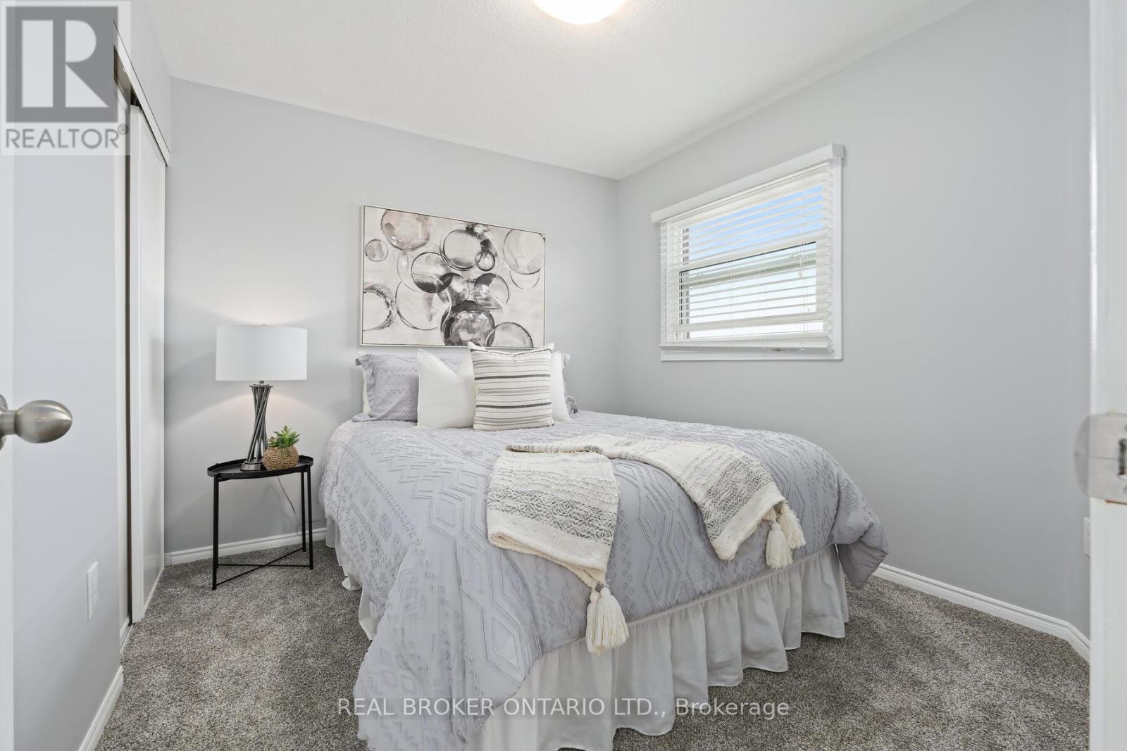 15 Smith Drive, Halton Hills (Georgetown), Ontario  L7G 5K7 - Photo 16 - W12943898