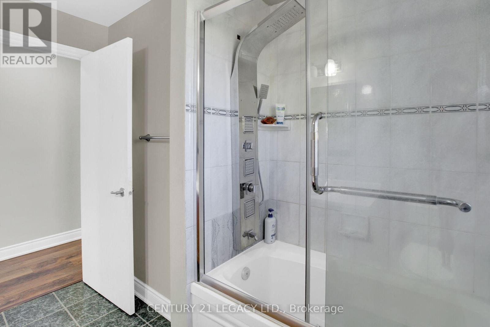 8182 Hornby Road, Halton Hills (Rural Halton Hills), Ontario  L0P 1E0 - Photo 17 - W12944154