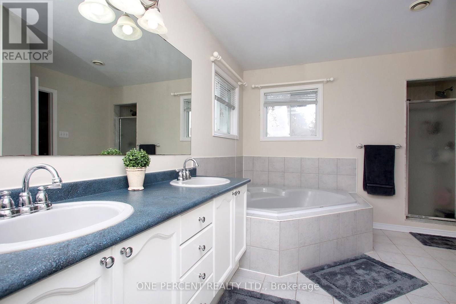 5 Watson Road, Halton Hills (Georgetown), Ontario  L7G 5N8 - Photo 21 - W12944334