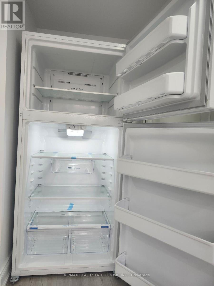 Bsmt1 - 1 Branigan Crescent, Halton Hills (Georgetown), Ontario  L0P 1K0 - Photo 3 - W12945074