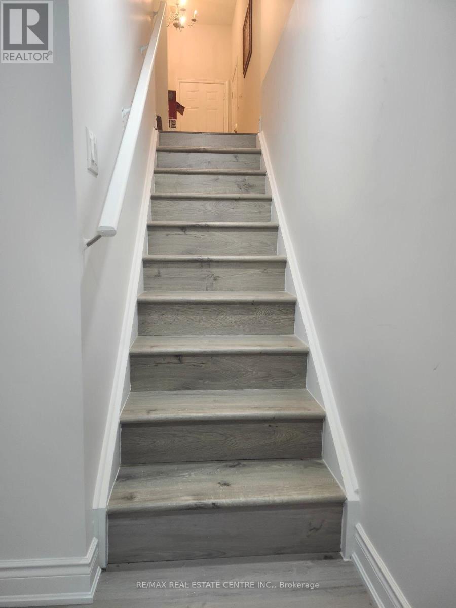 Bsmt1 - 1 Branigan Crescent, Halton Hills (Georgetown), Ontario  L0P 1K0 - Photo 4 - W12945074