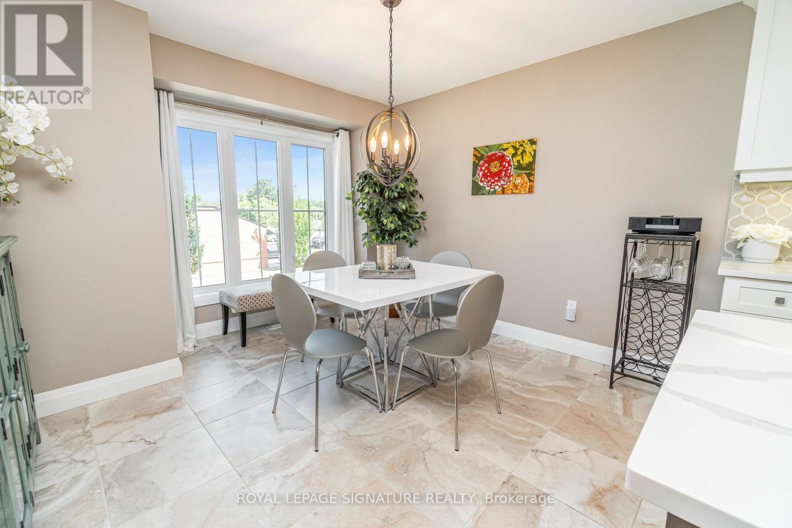 156 Church Street E, Halton Hills (Ac Acton), Ontario  L7J 1L6 - Photo 19 - W12945080