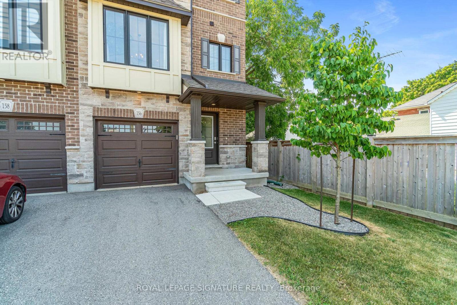 156 Church Street E, Halton Hills (Ac Acton), Ontario  L7J 1L6 - Photo 2 - W12945080