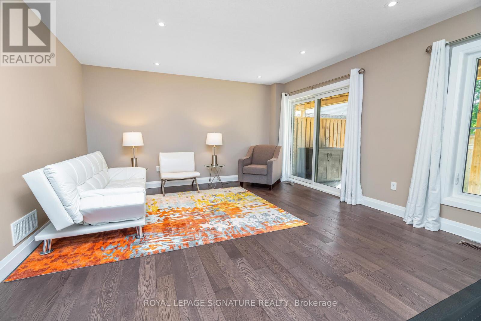 156 Church Street E, Halton Hills (Ac Acton), Ontario  L7J 1L6 - Photo 7 - W12945080