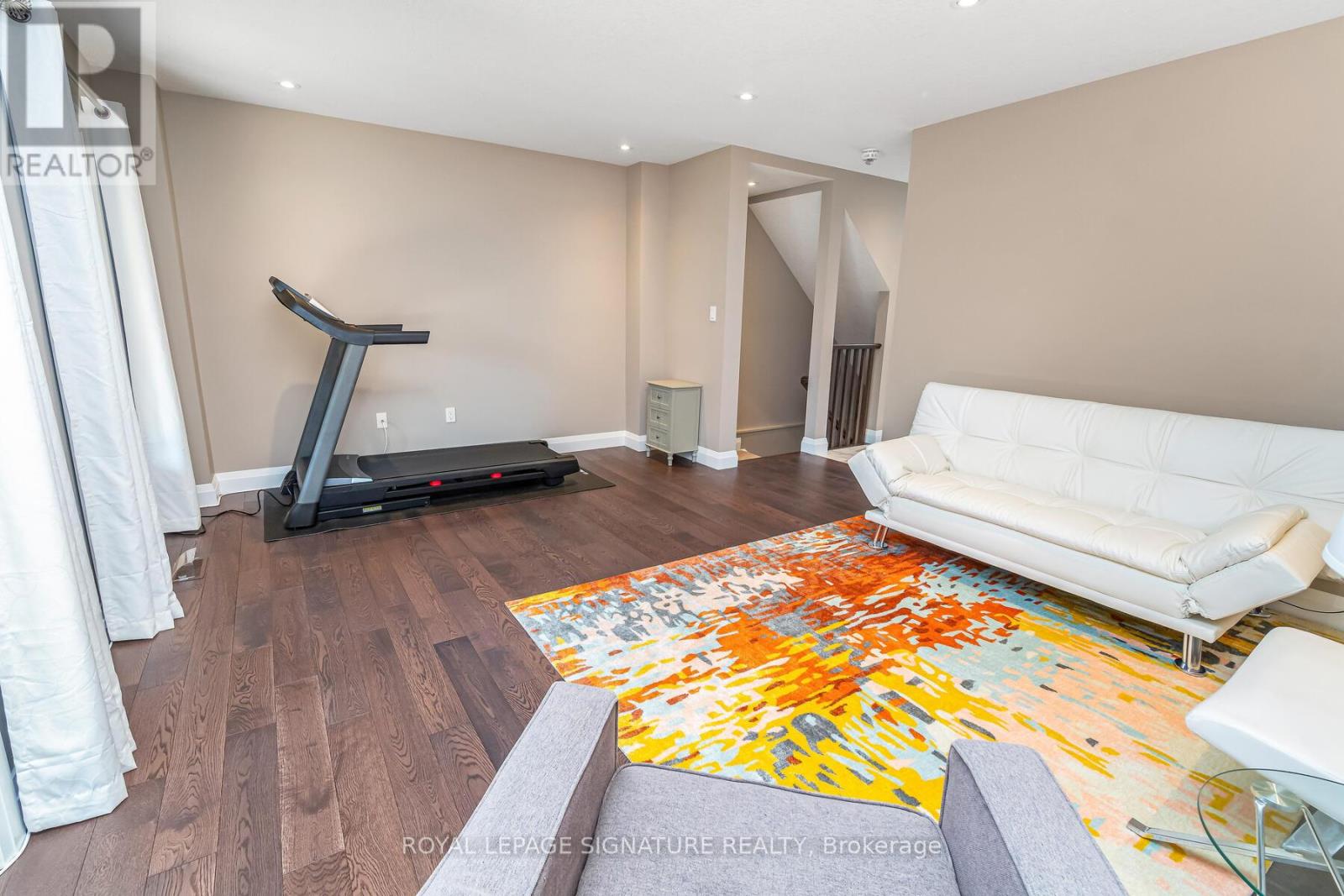 156 Church Street E, Halton Hills (Ac Acton), Ontario  L7J 1L6 - Photo 8 - W12945080