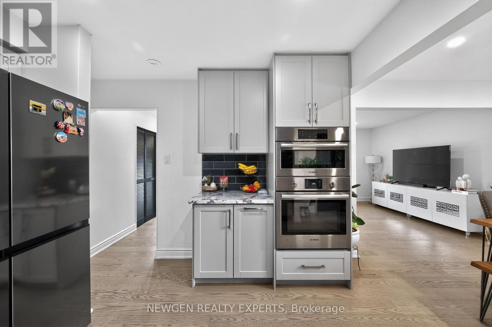 63 Faludon Drive, Halton Hills (Georgetown), Ontario  L7G 1H9 - Photo 12 - W12946556