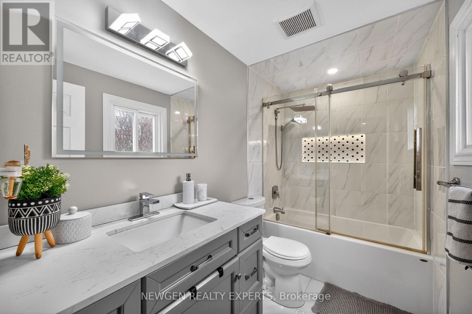 63 Faludon Drive, Halton Hills (Georgetown), Ontario  L7G 1H9 - Photo 29 - W12946556