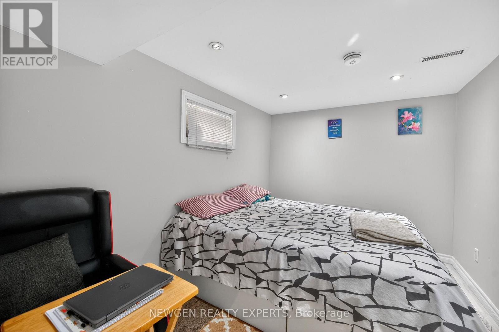 63 Faludon Drive, Halton Hills (Georgetown), Ontario  L7G 1H9 - Photo 33 - W12946556