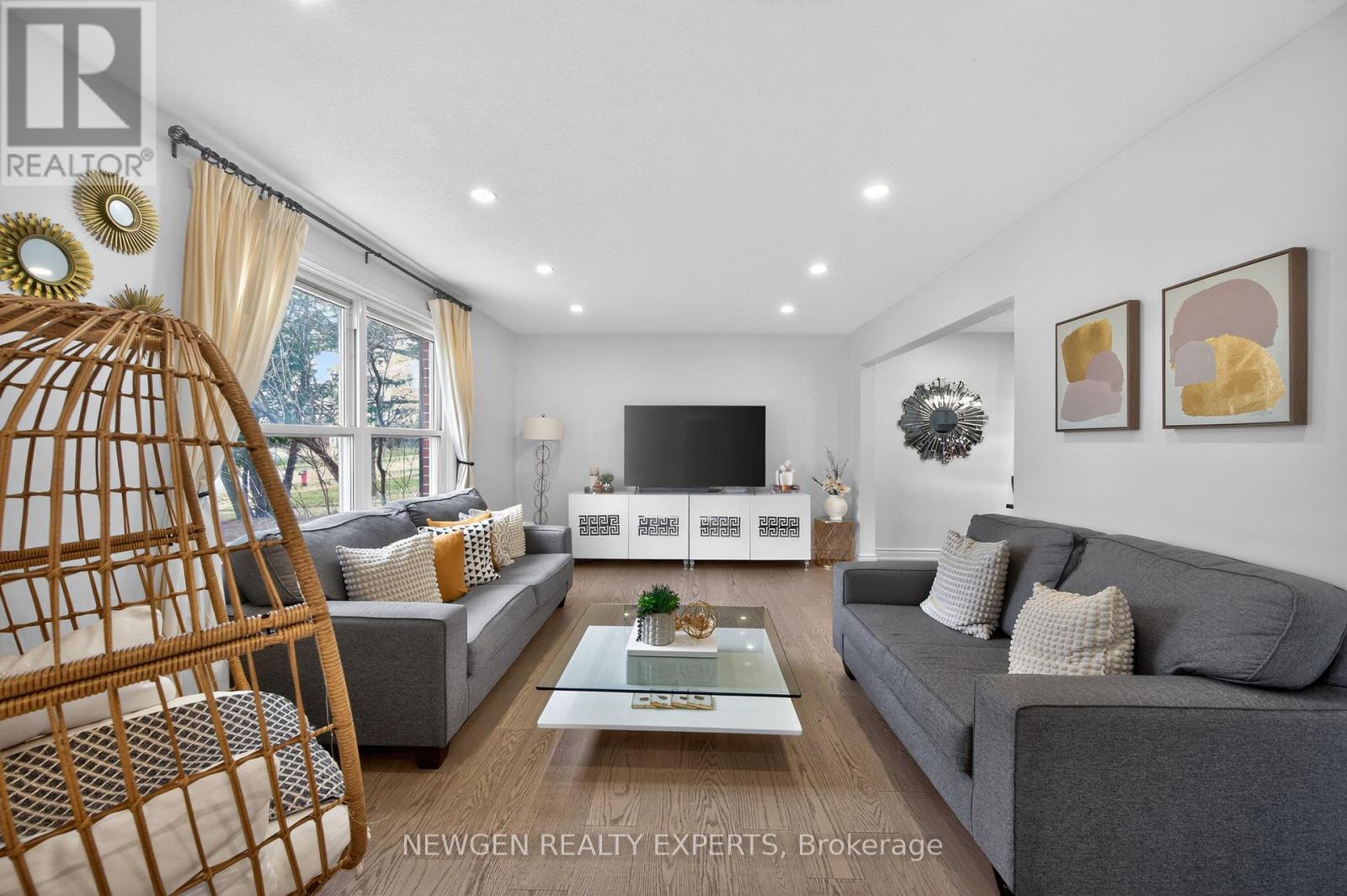 63 Faludon Drive, Halton Hills (Georgetown), Ontario  L7G 1H9 - Photo 7 - W12946556