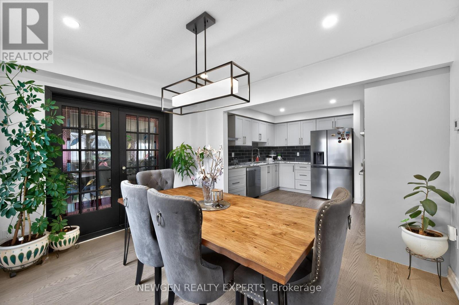 63 Faludon Drive, Halton Hills (Georgetown), Ontario  L7G 1H9 - Photo 9 - W12946556