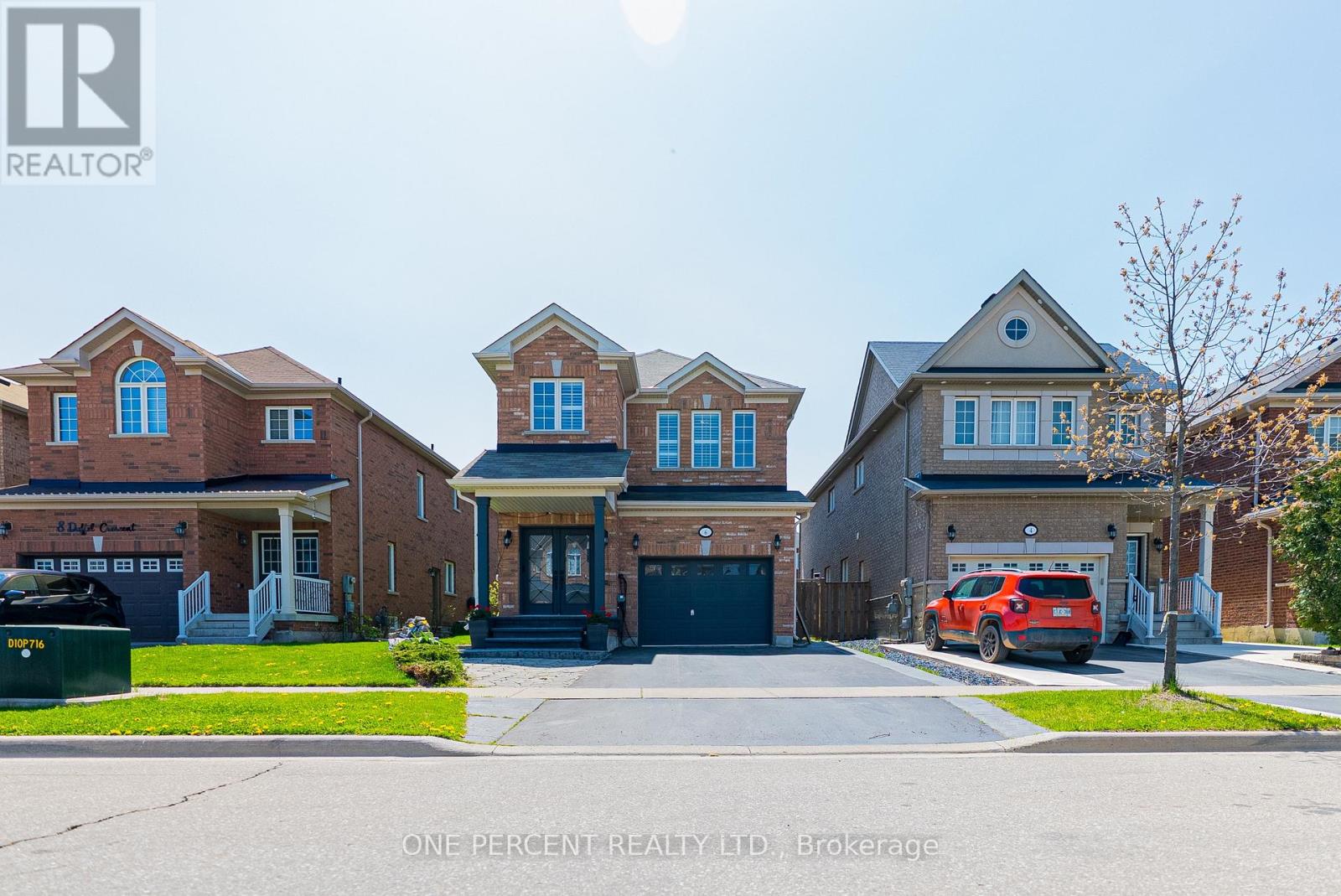 6 Duffel Crescent, Halton Hills (Georgetown), Ontario  L7G 0H7 - Photo 1 - W12949212