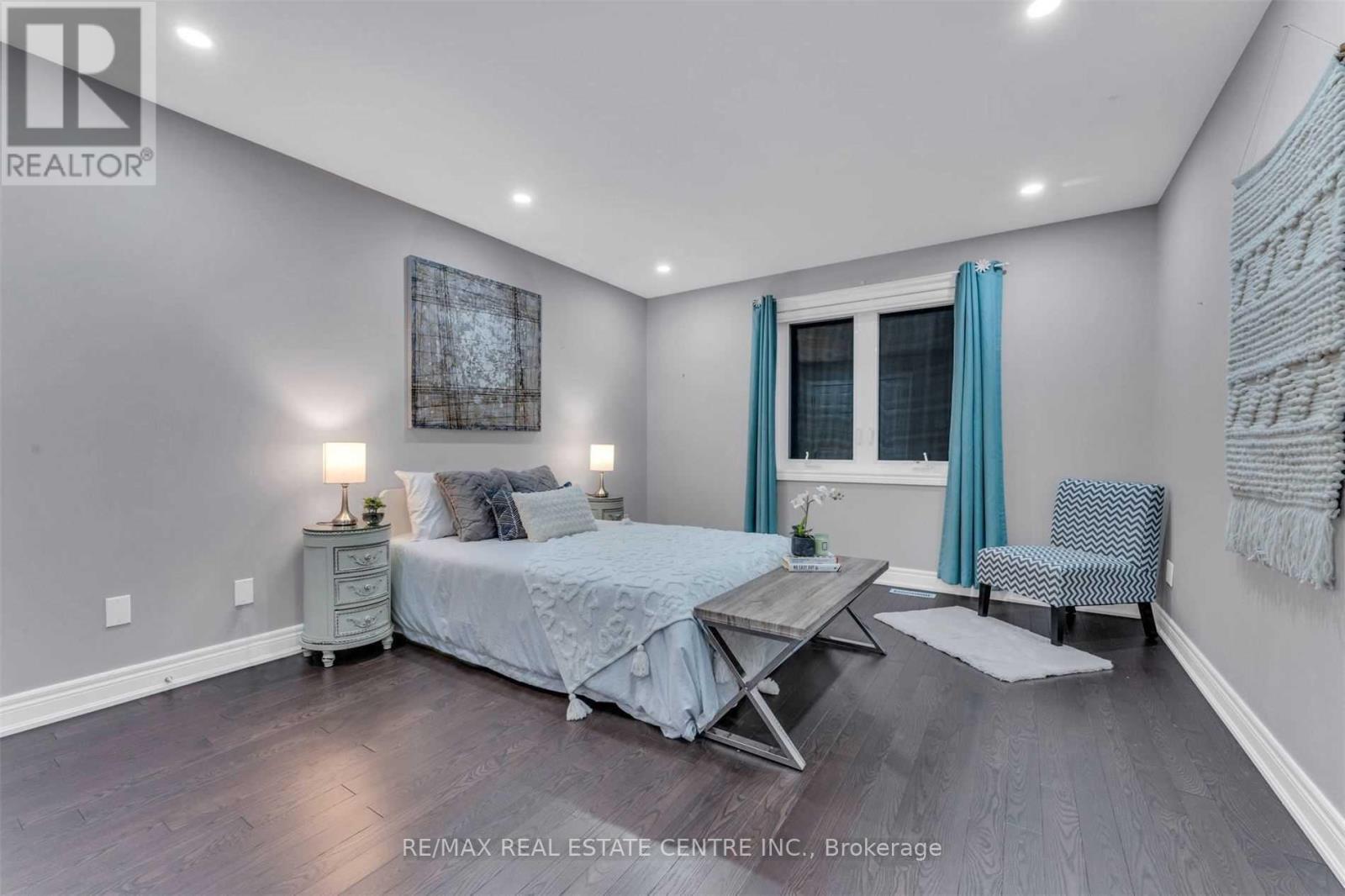 11135 Menzies Court, Milton (Brookville/haltonville), Ontario  L0P 1B0 - Photo 25 - W12949558