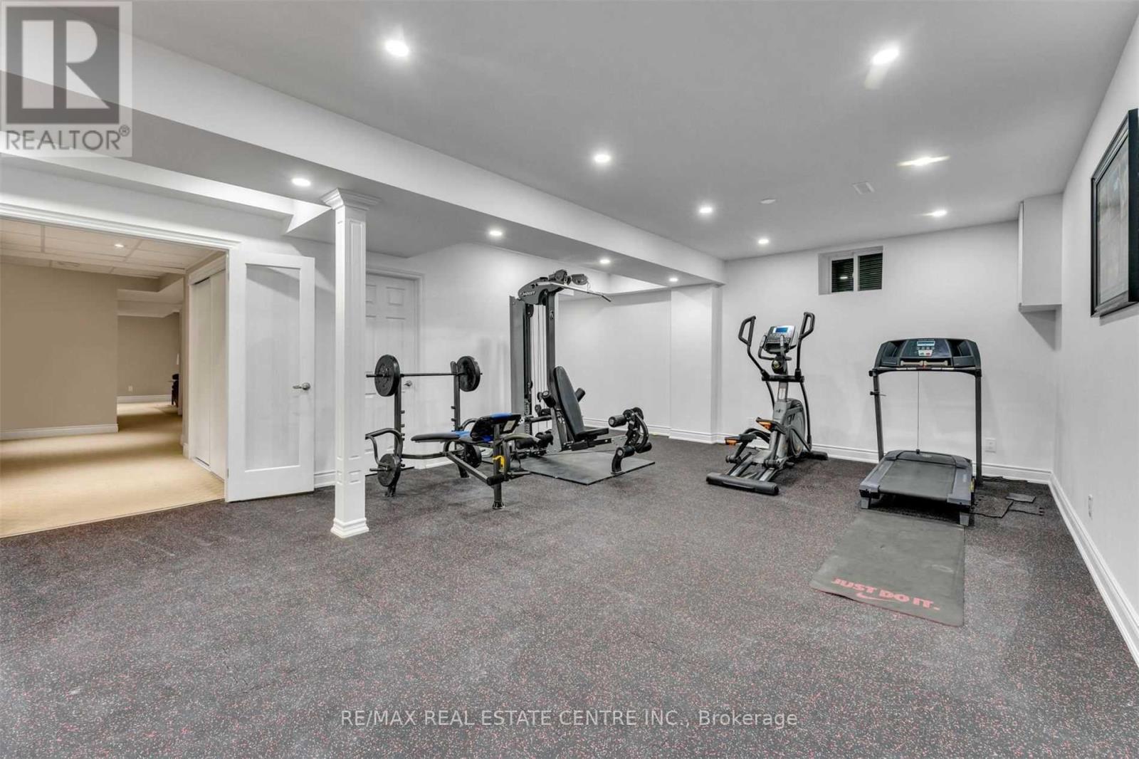 11135 Menzies Court, Milton (Brookville/haltonville), Ontario  L0P 1B0 - Photo 28 - W12949558