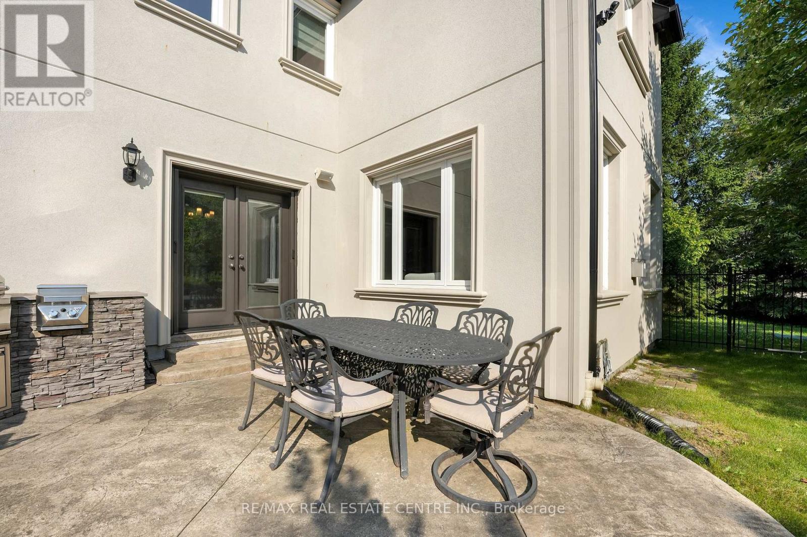 11135 Menzies Court, Milton (Brookville/haltonville), Ontario  L0P 1B0 - Photo 30 - W12949558