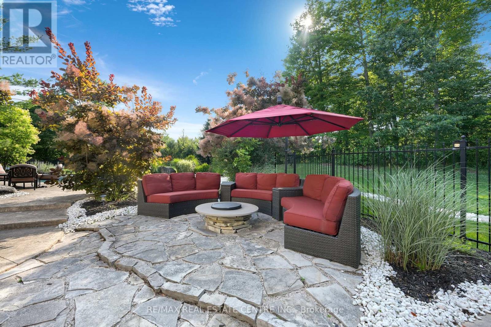 11135 Menzies Court, Milton (Brookville/haltonville), Ontario  L0P 1B0 - Photo 32 - W12949558