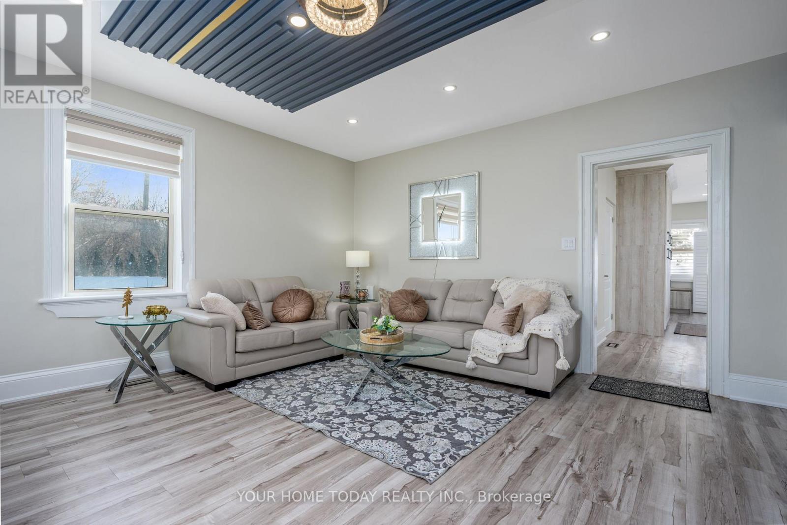 12598 Fourth Line, Halton Hills (Rural Halton Hills), Ontario  L7J 2M1 - Photo 4 - W12950210