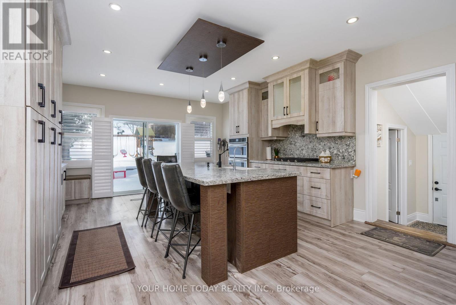 12598 Fourth Line, Halton Hills (Rural Halton Hills), Ontario  L7J 2M1 - Photo 9 - W12950210