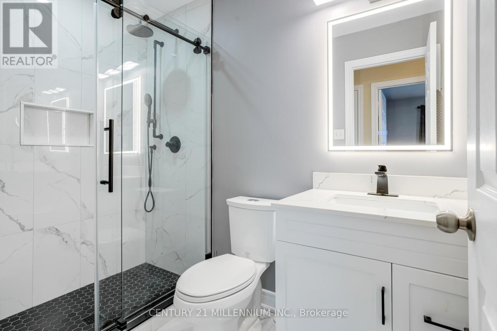 93 Samuel Crescent, Halton Hills (Georgetown), Ontario  L7G 5J3 - Photo 22 - W12951064