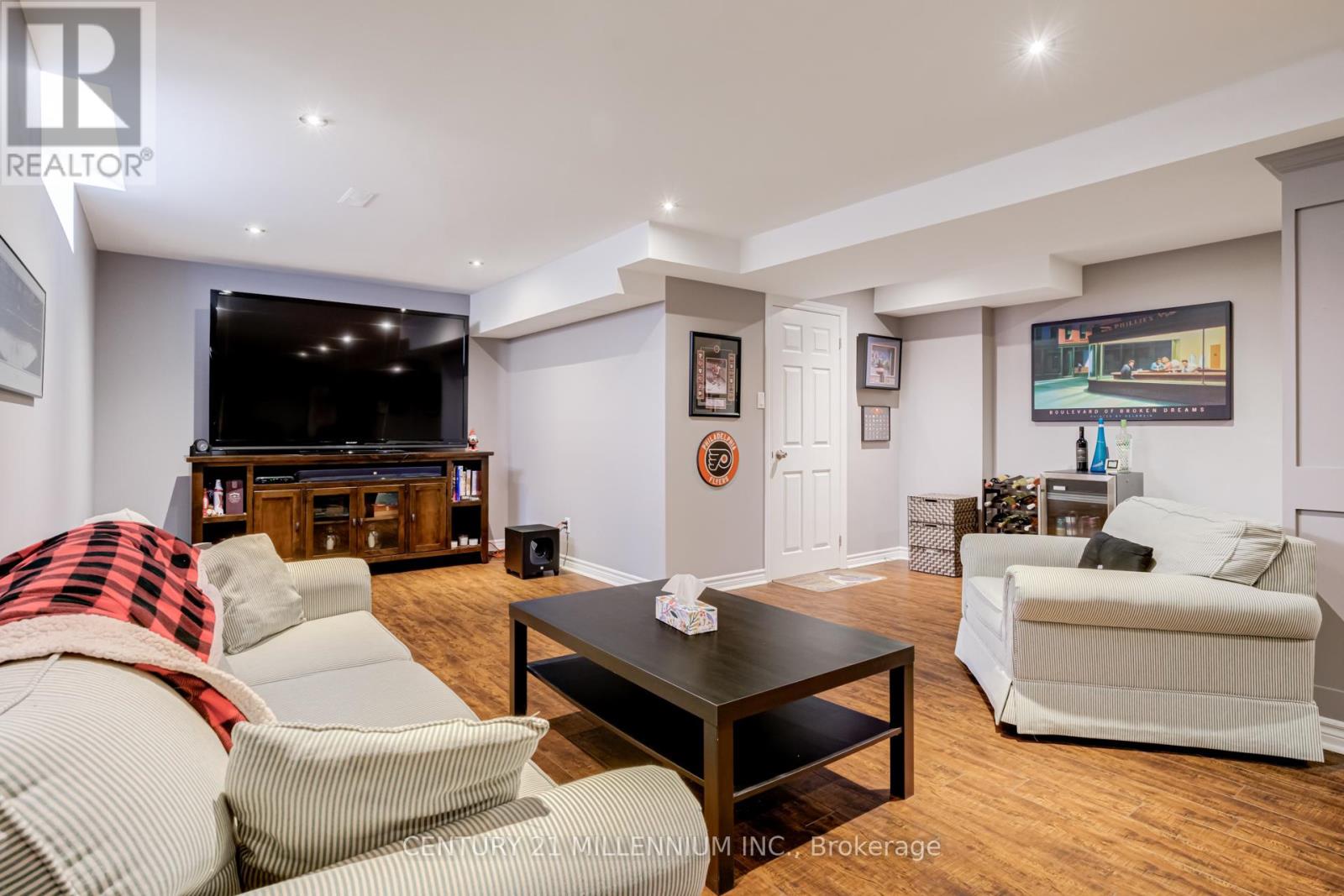 93 Samuel Crescent, Halton Hills (Georgetown), Ontario  L7G 5J3 - Photo 30 - W12951064