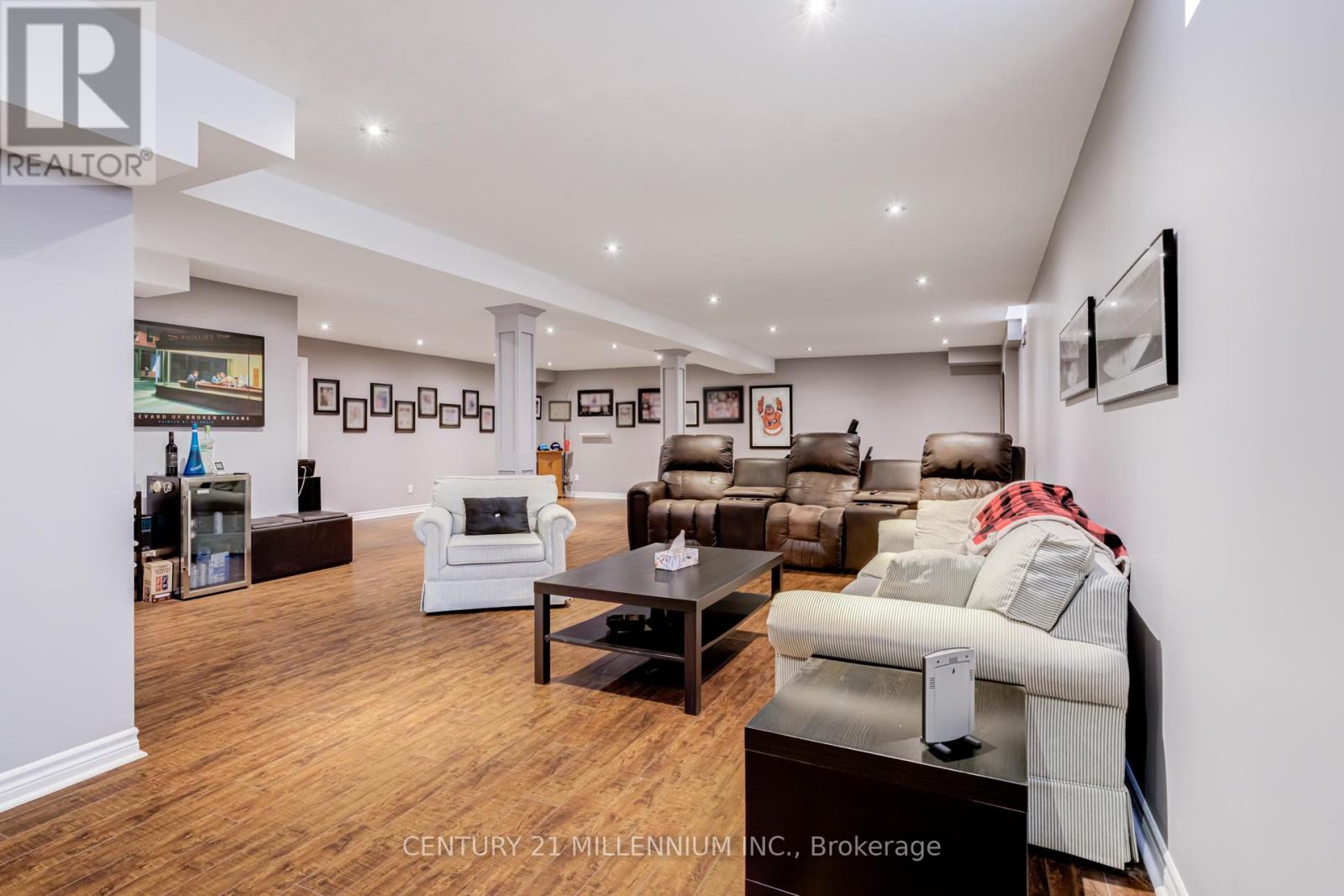 93 Samuel Crescent, Halton Hills (Georgetown), Ontario  L7G 5J3 - Photo 31 - W12951064