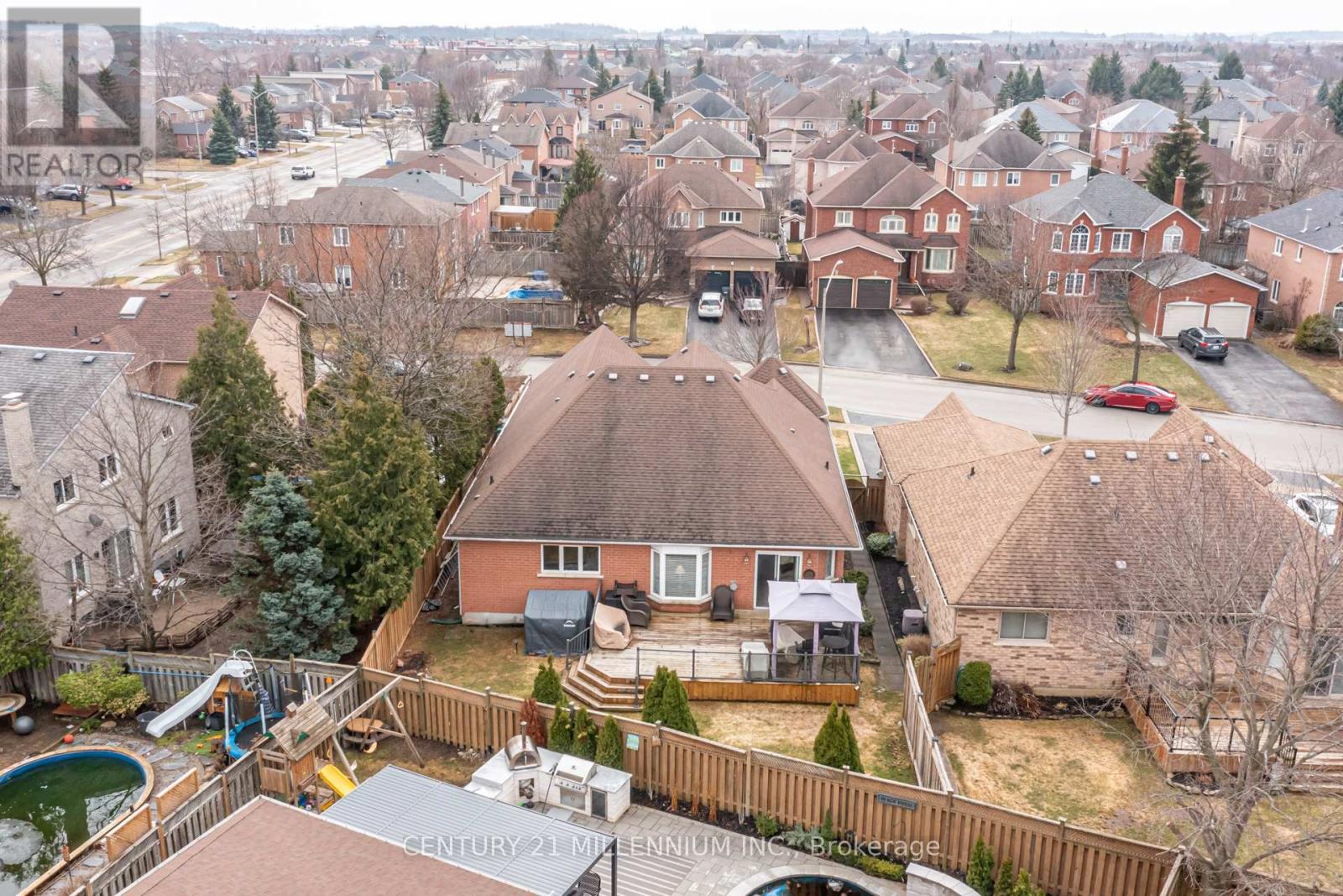 93 Samuel Crescent, Halton Hills (Georgetown), Ontario  L7G 5J3 - Photo 43 - W12951064