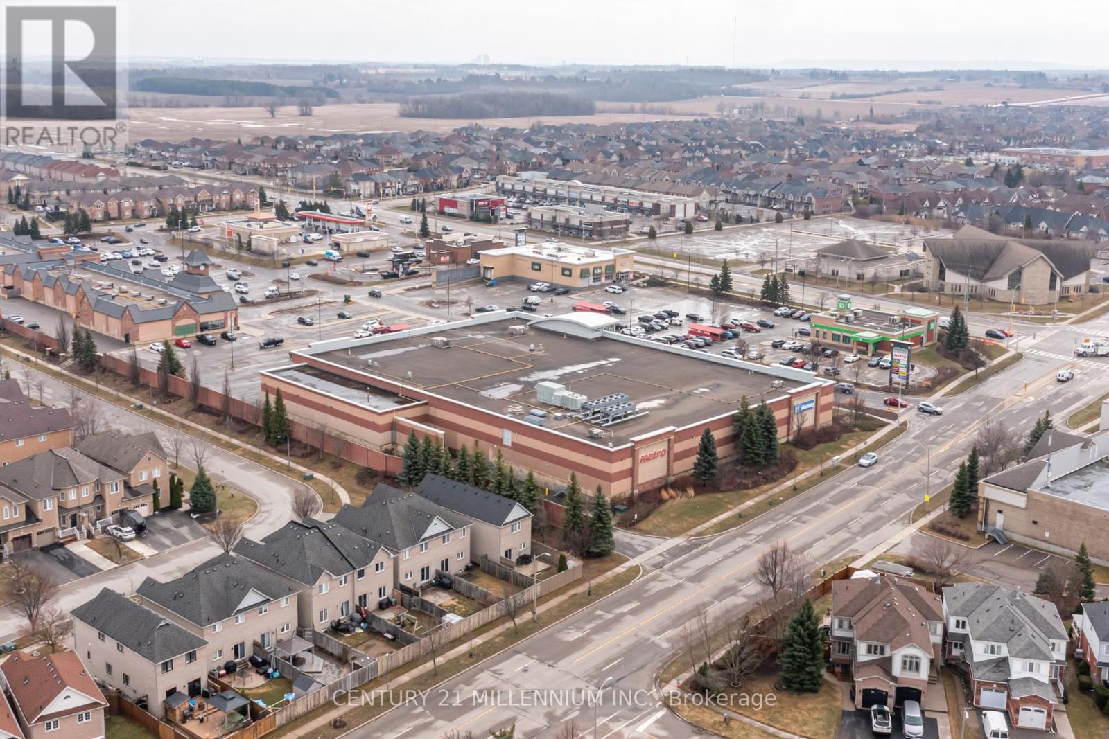 93 Samuel Crescent, Halton Hills (Georgetown), Ontario  L7G 5J3 - Photo 45 - W12951064