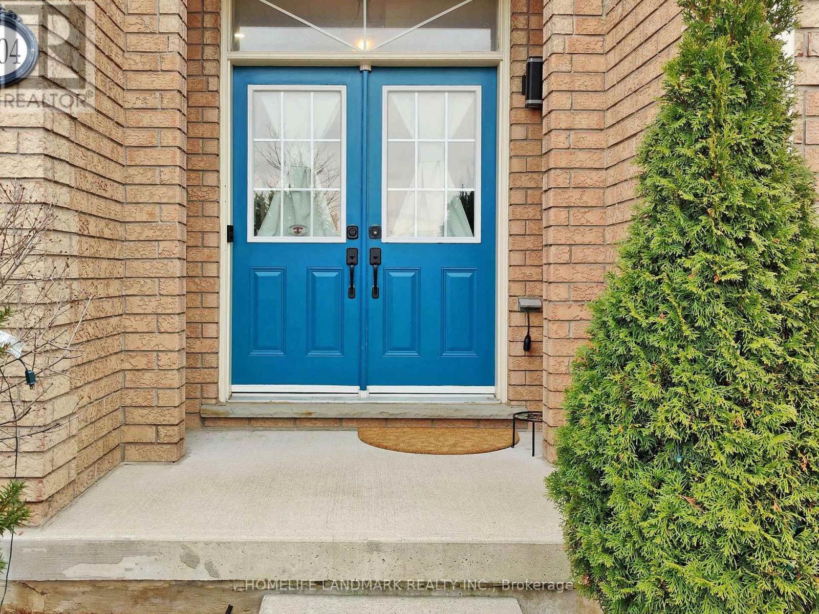 15004 Danby Road, Halton Hills (Georgetown), Ontario  L7G 0B3 - Photo 3 - W12951412