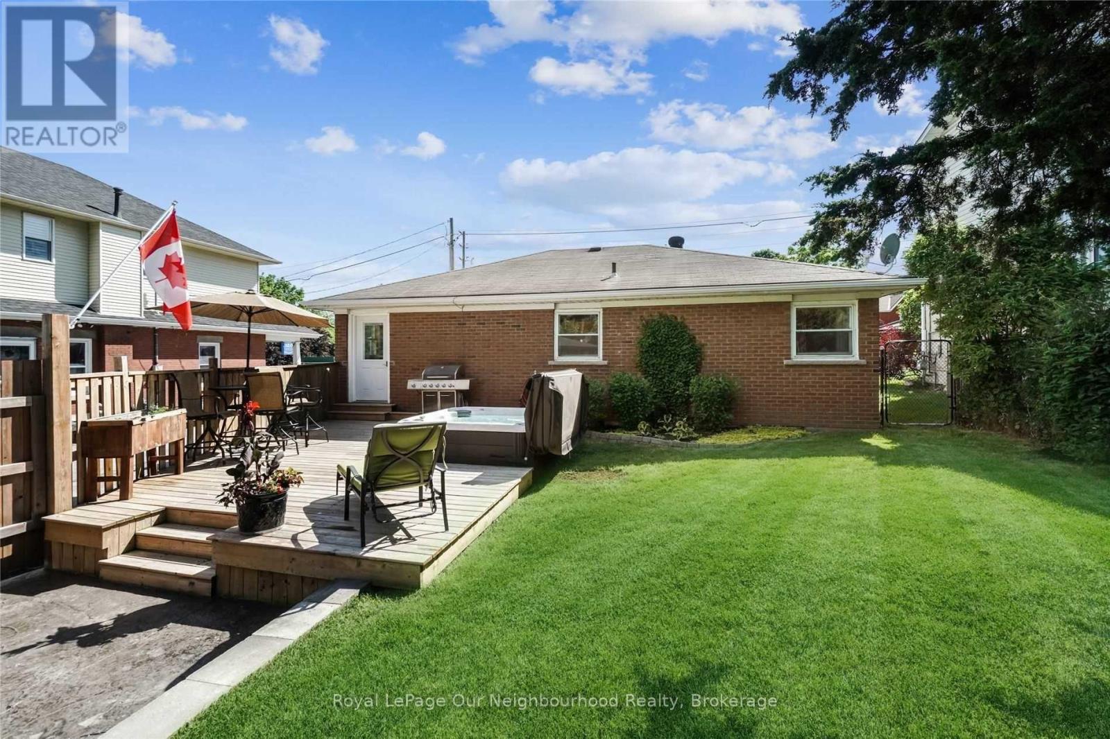 45 Main Street N, Milton (Campbellville), Ontario  L0P 1B0 - Photo 35 - W12956498