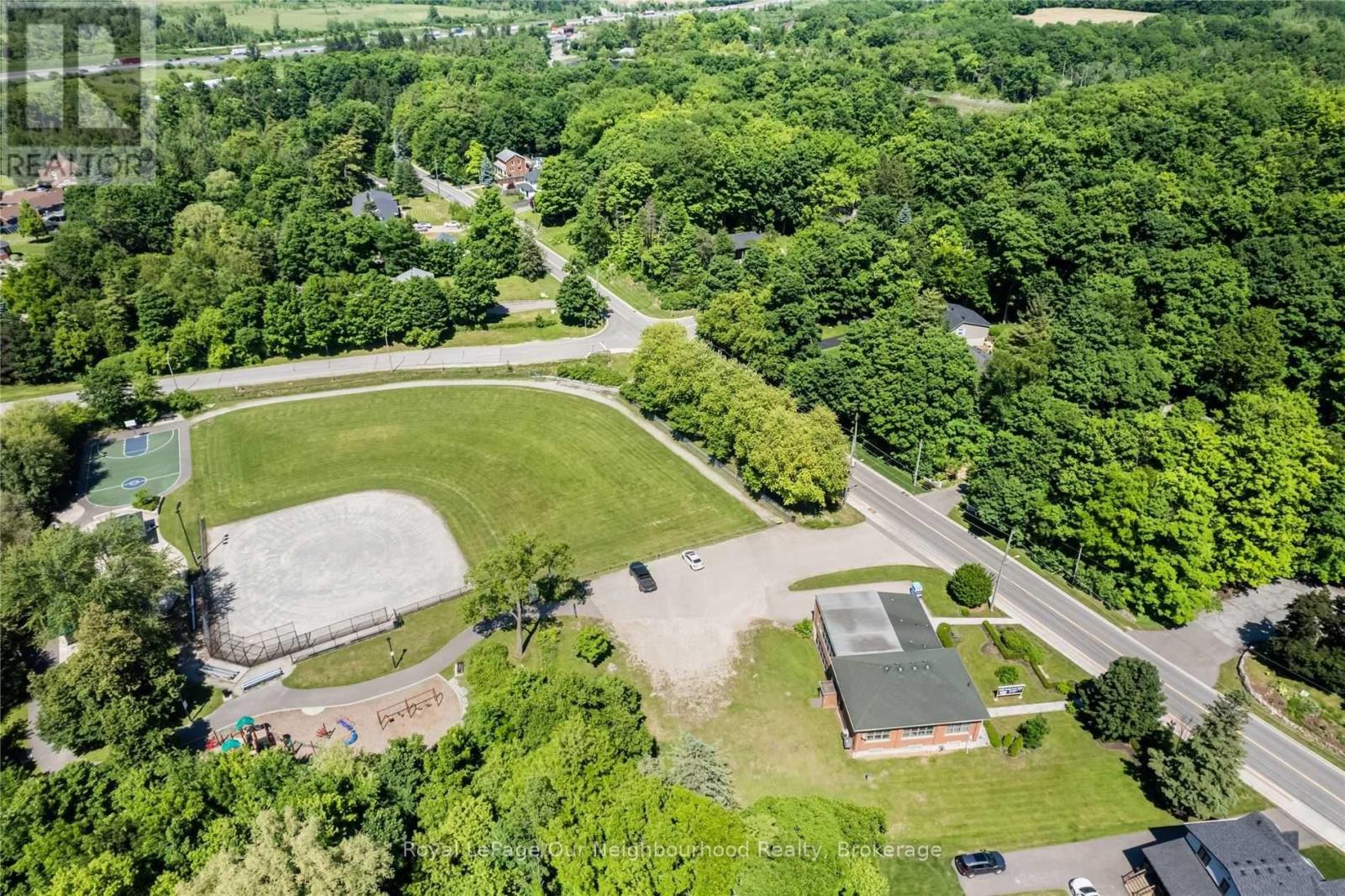 45 Main Street N, Milton (Campbellville), Ontario  L0P 1B0 - Photo 37 - W12956498